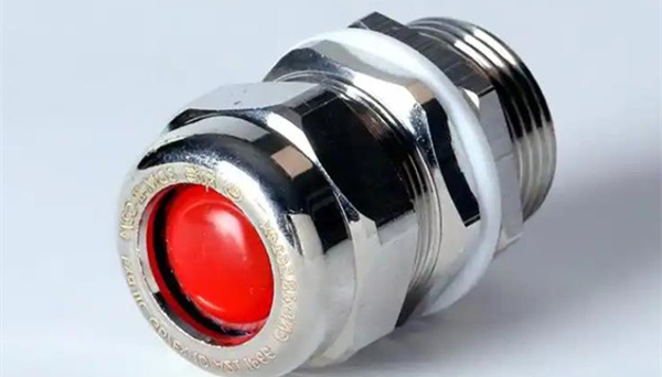 防水接頭和防水接線盒需要如何配合？幾步就學會！